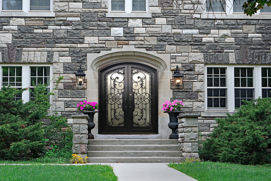 What to Consider When Picking a Front Door for Your Home