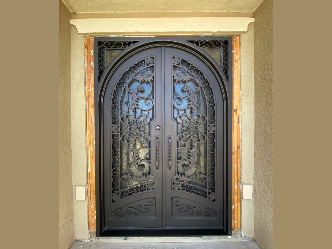 3 Tips For Maintaining the Finish of Your Iron Door