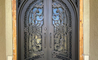 3 Tips For Maintaining the Finish of Your Iron Door