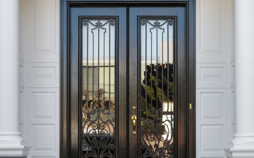 5 Tips For Installing a Flat-Top Iron Door Properly