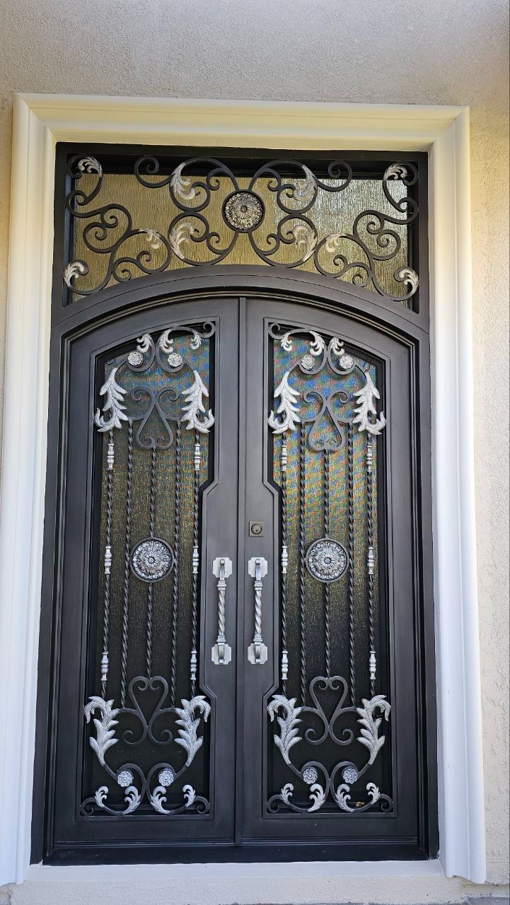Beat The Cold With Thermally Broken Iron Doors And Modern Style